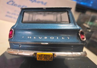 Chevrolet Veraneio S Luxe 1971 Escala 1/43