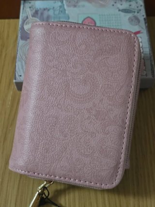 CARTERA -MONEDERO BOHEMIO. CON ETIQUETA