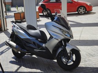 Kawasaki J300 2014 acepto cambio por coche
