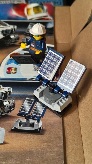 LEGO - City 60225 - Rover Testing Drive