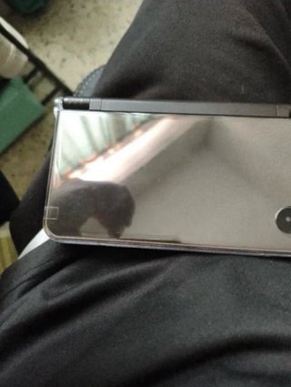 Nintendo DSi XL Dorada