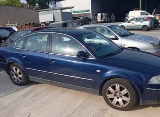 Paragolpes volkswagen passat berlina (3b3) 464586