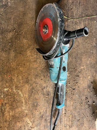 Radial Amoladora Makita GA9020R