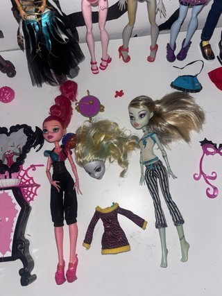 Lote de muñecas Monster High