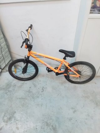 Bicicleta BMX Naranja
