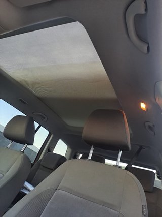 Volkswagen Touran 2012