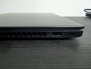 Portátil Lenovo Thinkpad T490s I5 16GB SSD #9