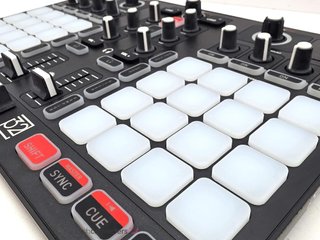mesa mezclas hercules p32 dj