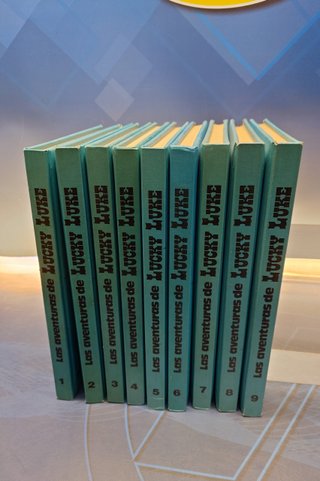 Las Aventuras de Lucky Luke - Colección Completa (Volúmenes 1-9) - Incluye 40 Historias, grijalbo/dargaud tomo 2 lomo despegado