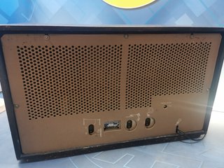 Antigua Radio de Válvulas PHILIPS BE-631-A con transformador, funcionando