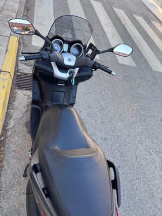 Yamaha XMAX 125cc Scooter
