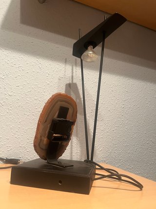 Reloj de Sobremesa en Piedra Ágata y luz integrada