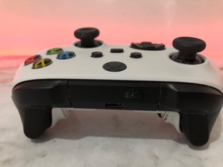 2 Mandos Xbox One (Blanco y Negro)