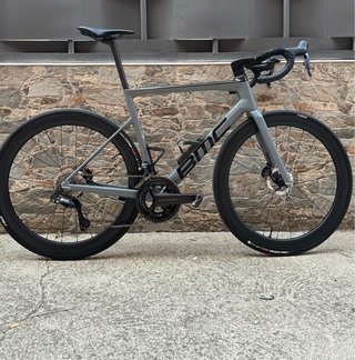 Bicicleta BMC Gris 2024