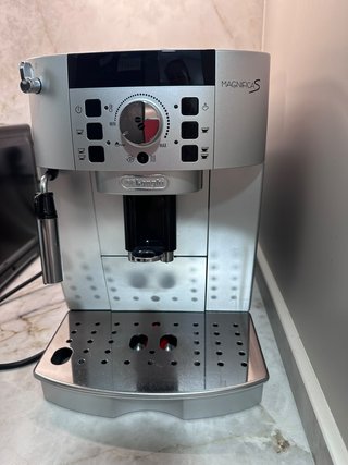 Cafetera DeLonghi Magnifica S