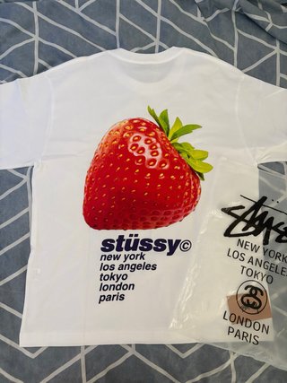Camiseta Stüssy Blanca con Estampado