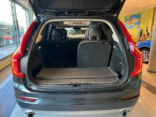 Volvo XC90 D5  MOMENTUM  235cv AWD Automático