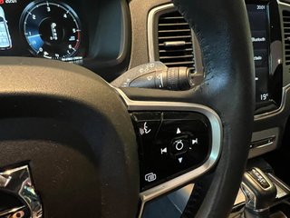 Volvo XC90 D5  MOMENTUM  235cv AWD Automático