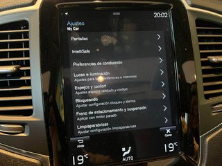 Volvo XC90 D5  MOMENTUM  235cv AWD Automático