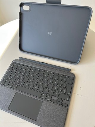 Funda Teclado Logitech Combo iPad A16