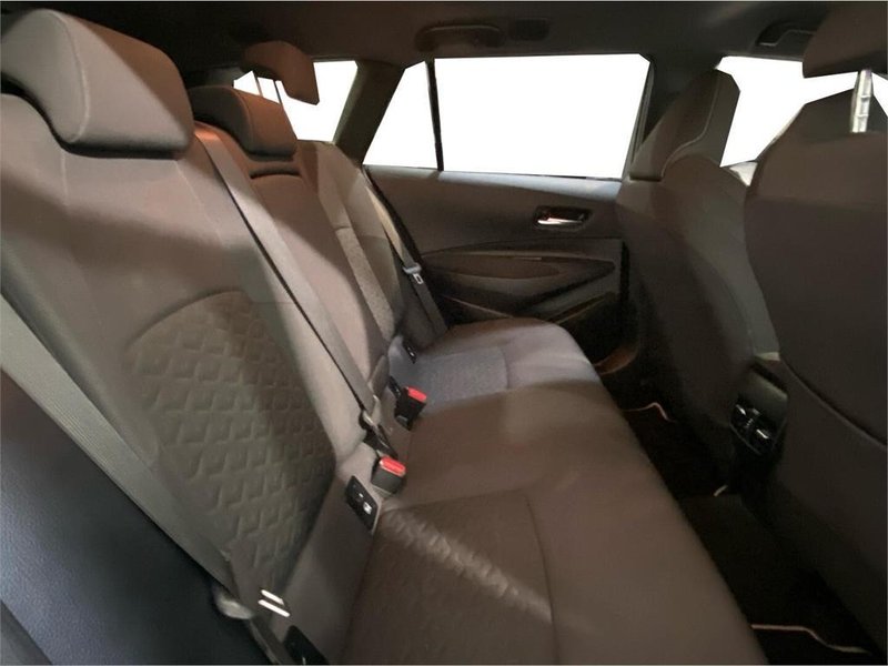 Toyota Auris 2022, foto 7