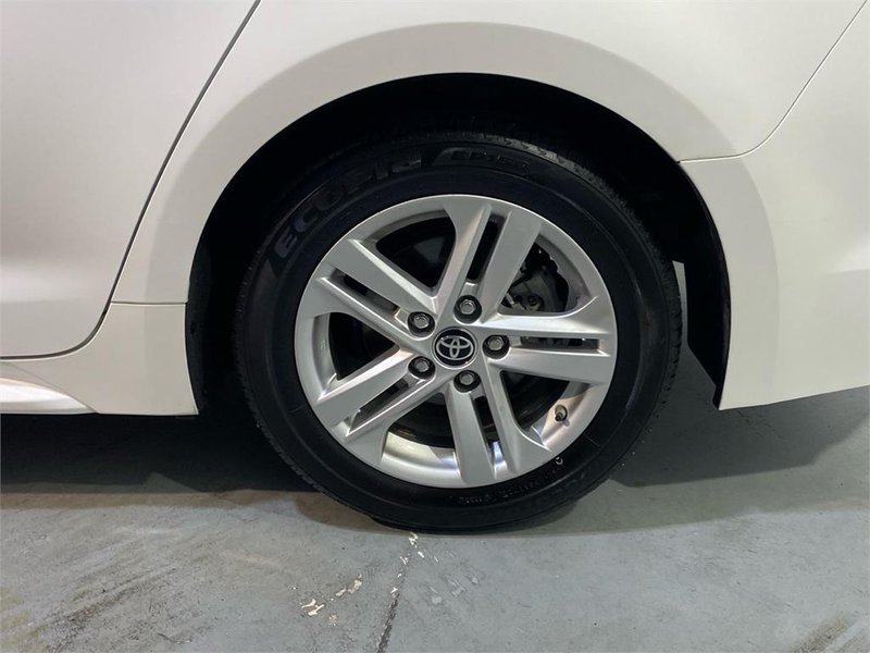 Toyota Auris 2022, foto 16