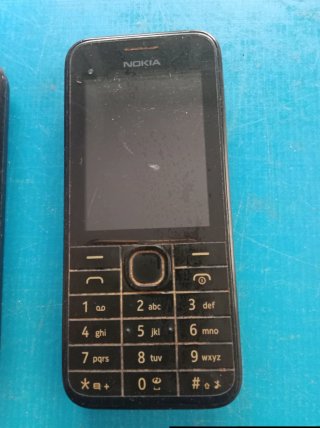 Lote 2 Móviles Nokia y Alcatel Negros
