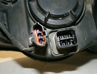 Faro izquierdo kia 0k2s151020l shuma 1.6 g 119220