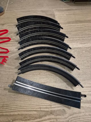 Scalextric Compact Looping