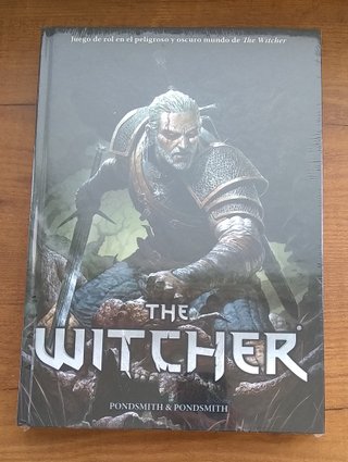 (SI ENVIO) THE WITCHER JUEGO DE ROL LIBRO BASICO