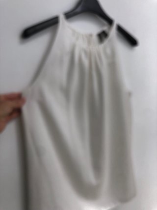 Blusa sin mangas blanca