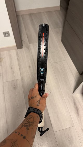 Pala de Pádel Adidas Metalbone HRD+