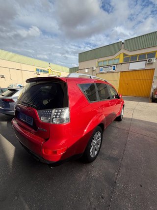 MITSUBISHI Outlander Mitsubishi Outlander 2.4 MIVEC 6S-CVT Kaiteki Plus