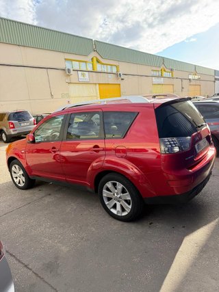 MITSUBISHI Outlander Mitsubishi Outlander 2.4 MIVEC 6S-CVT Kaiteki Plus
