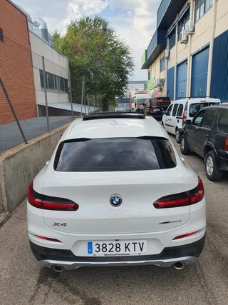 BMW X4 xDrive20d