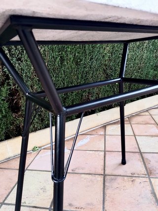 Mesa auxiliar Bistró exterior piedra metal de 1930