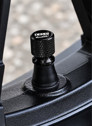 Tapones válvula Derbi Variant - Negros