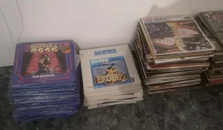 LOTE 600 DISCOS VINILO + REGALO