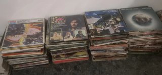LOTE 600 DISCOS VINILO + REGALO