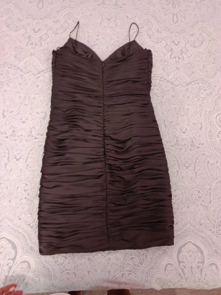 Vestido de fiesta gris