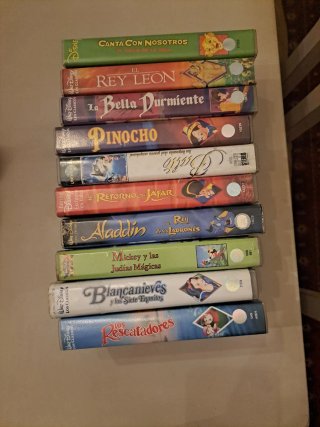Lote de 10 Películas Disney en VHS