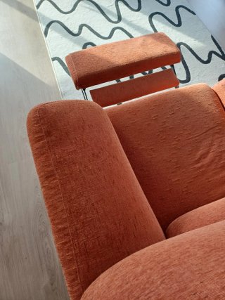 Sofá biplaza reclinable de tela