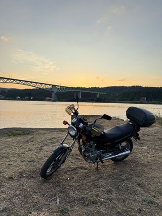 Honda CB250Negra