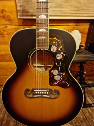 Epiphone SJ-200 Inspired by Gibson