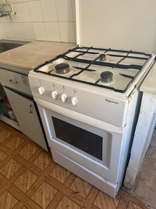 Cocina de gas blanca