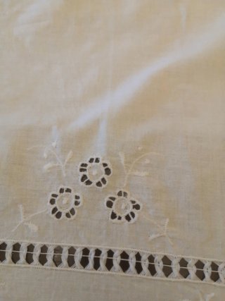 Tovaglia ricamata vintage