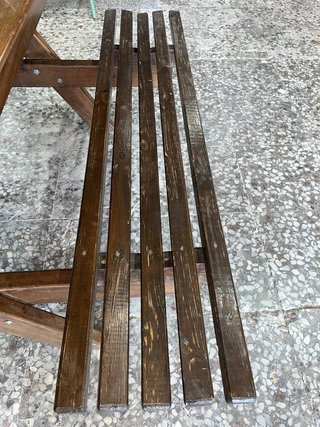 MESA CON BANCO DE MADERA