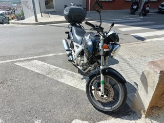 Honda CBF 250 Naked Negra