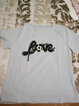 Camiseta Love, talla L.