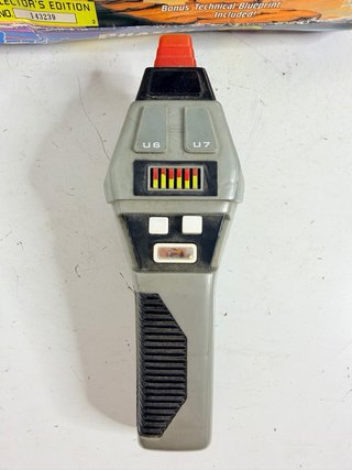 Star Trek TNG Phaser 1992 Playmates Ed.